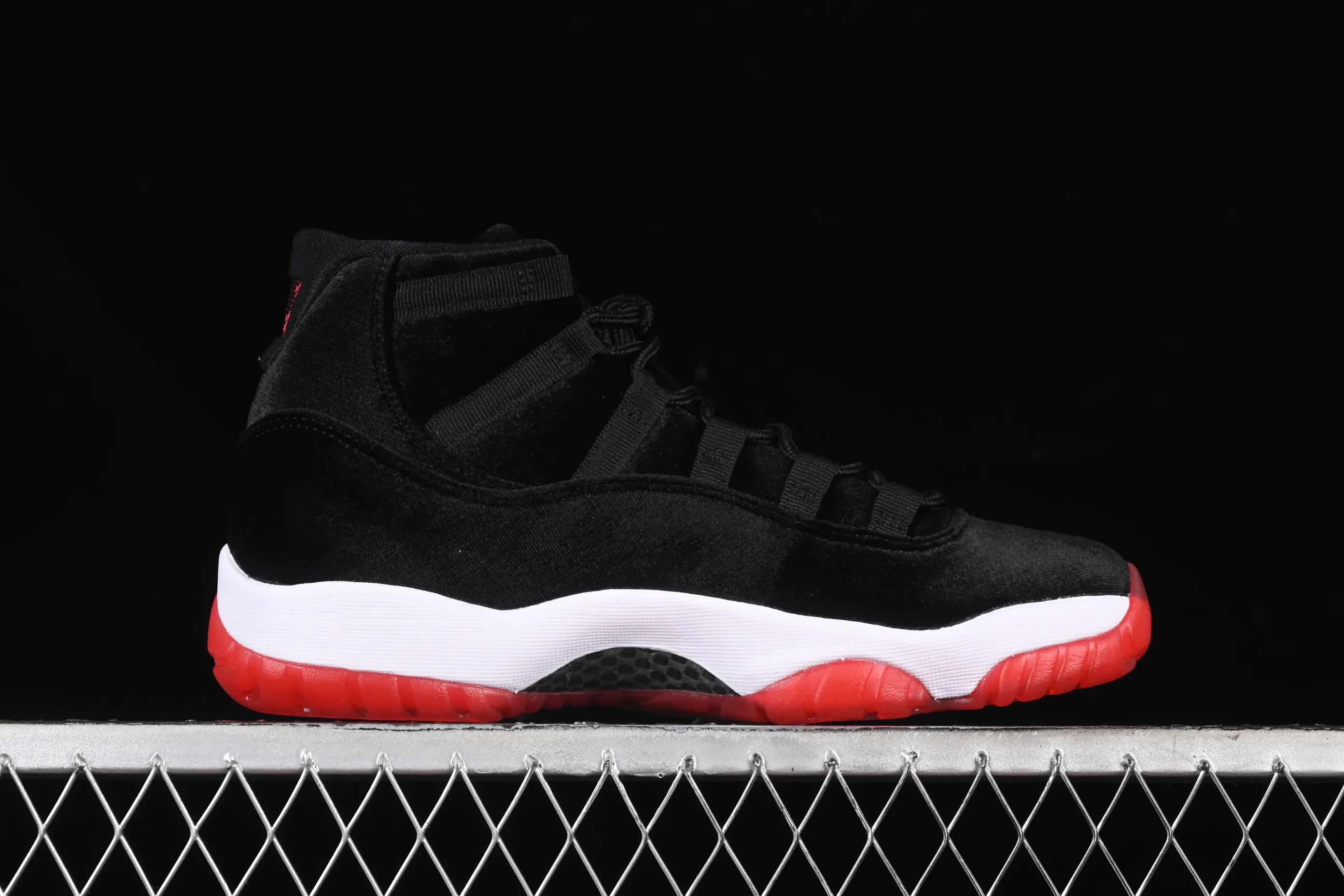 All categories Air Jordan Jordan series basketball shoes Air Jordan 11 F version Air Jordan 11 Retro "Bred Velvet" AJ11 Joe 11 black red velvet DB5457-061